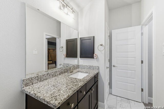 Image 57 of 79 For 4111 Andito  