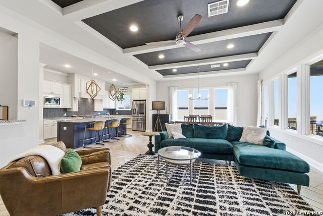 Image 7 of 79 For 4111 Andito  