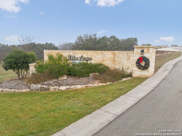 Image 26 of 26 For 1009 Malbec Loop