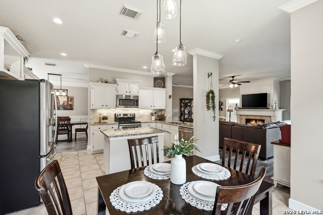 Image 18 of 39 For 13314 Galicia