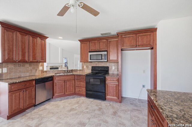 Image 16 of 30 For 9835 Spruce Ridge Dr