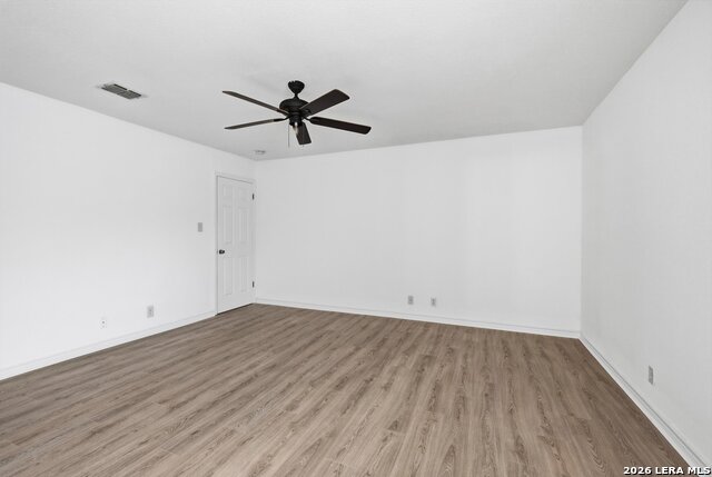 Image 22 of 30 For 9835 Spruce Ridge Dr