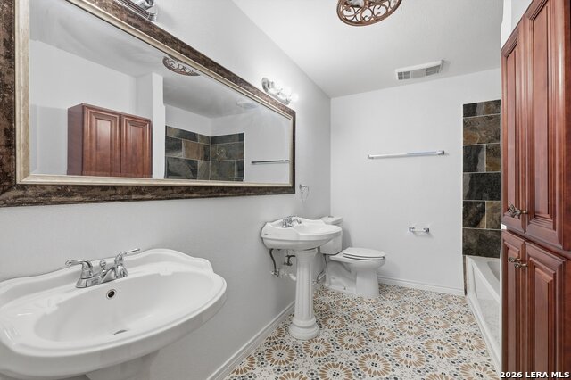 Image 24 of 30 For 9835 Spruce Ridge Dr