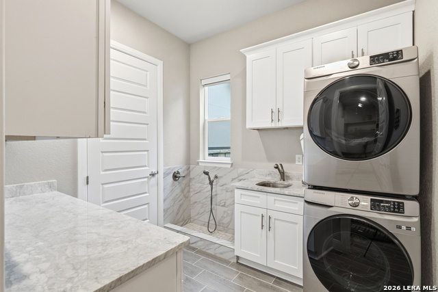 Image 14 of 27 For 424 Arthur Ct