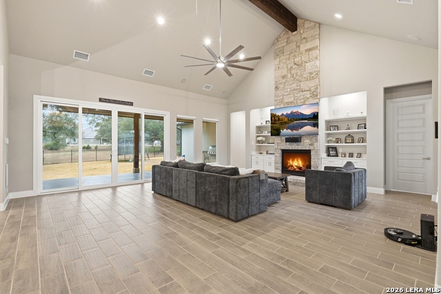 Image 4 of 27 For 424 Arthur Ct