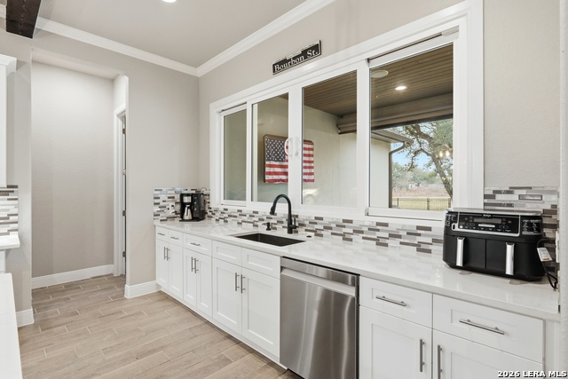 Image 8 of 27 For 424 Arthur Ct