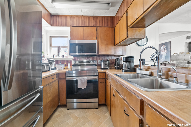 Image 4 of 27 For 12055 Fm 1346