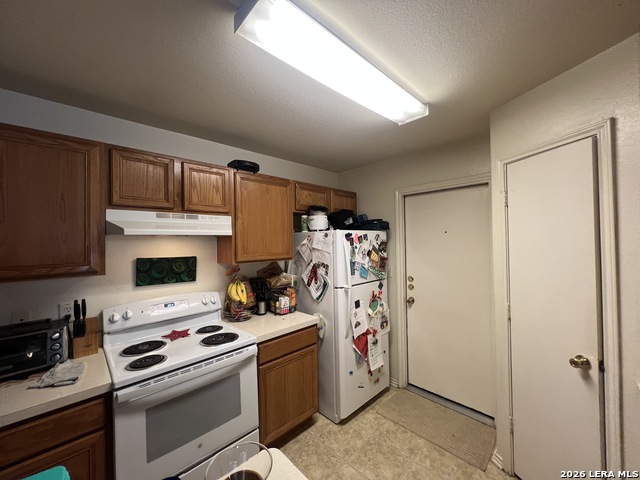 Image 4 of 13 For 2764 Fm 1044  2764