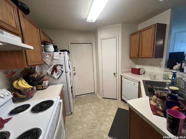 Image 5 of 13 For 2764 Fm 1044  2764