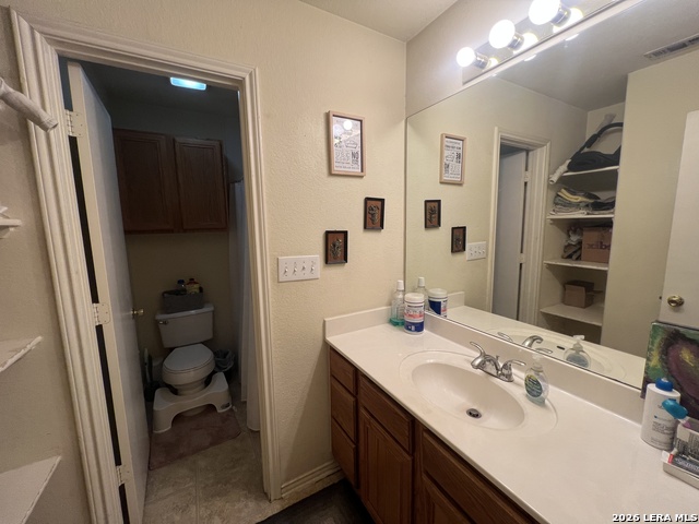 Image 7 of 13 For 2764 Fm 1044  2764