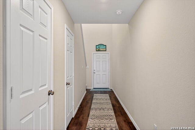 Image 4 of 31 For 4037 Bermuda Ln