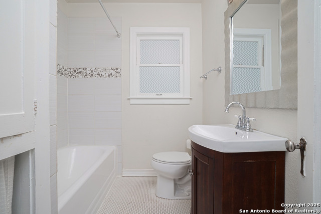 Image 9 of 16 For 119 Meredith Dr