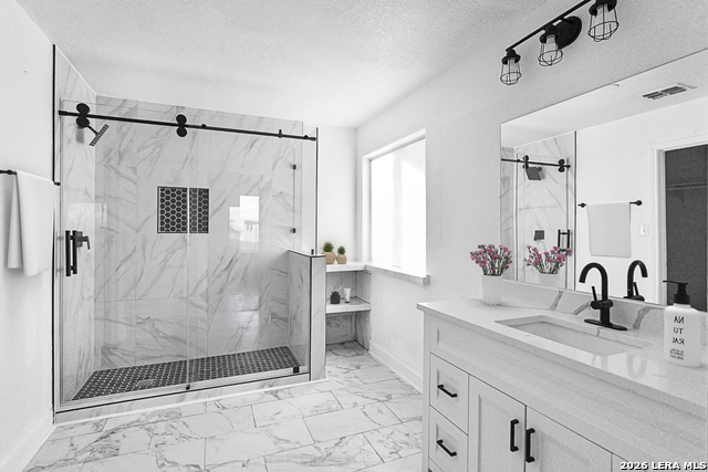 Image 32 of 39 For 11002 Moonlit Cyn