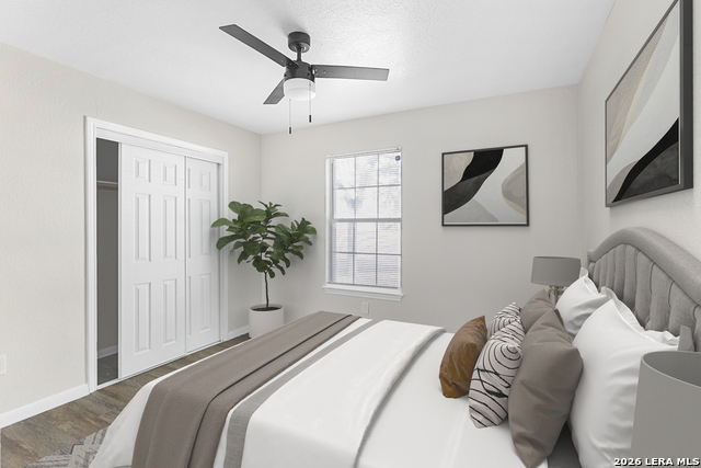 Image 37 of 39 For 11002 Moonlit Cyn