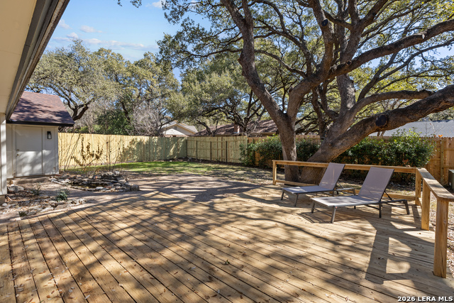 Image 26 of 31 For 15114 Oakmere