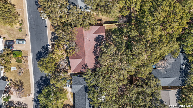 Image 28 of 31 For 15114 Oakmere