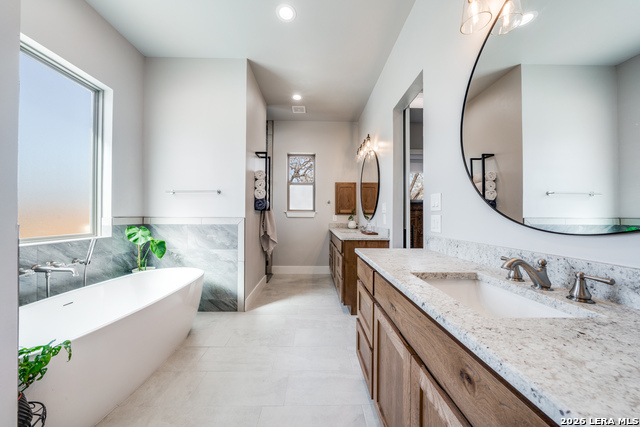 Image 15 of 30 For 113 Hondo Vista