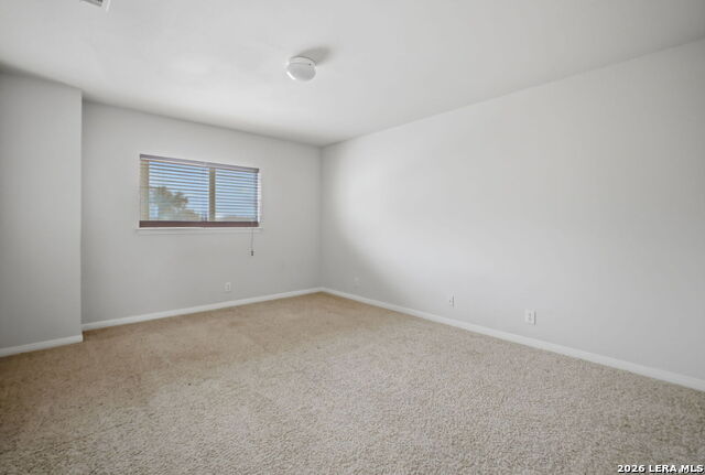 Image 40 of 49 For 140 Brookshire