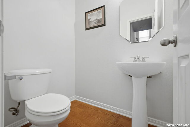 Image 46 of 49 For 140 Brookshire