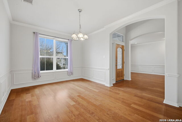 Image 8 of 49 For 140 Brookshire