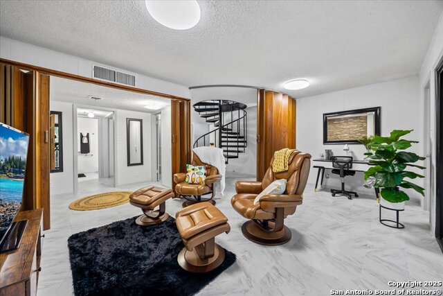 Image 17 of 76 For 4250 Tanglewood Trl