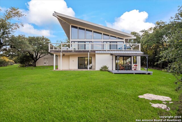 Image 33 of 76 For 4250 Tanglewood Trl