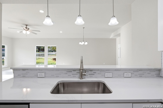 Image 11 of 33 For 1224 Blueridge Dr