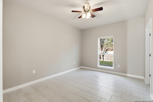 Image 16 of 33 For 1224 Blueridge Dr