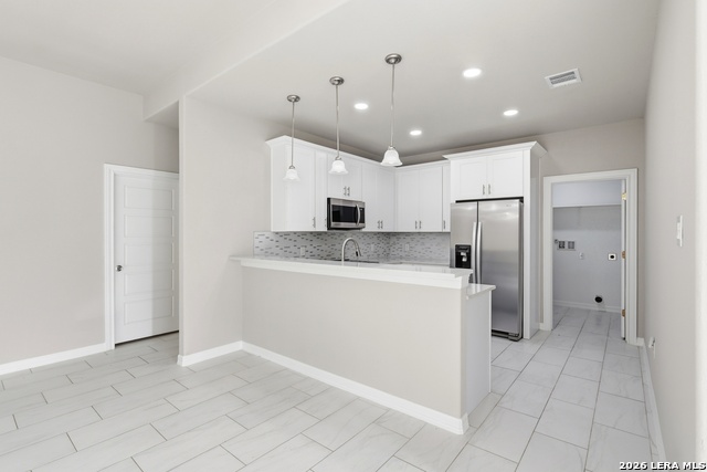 Image 4 of 33 For 1224 Blueridge Dr