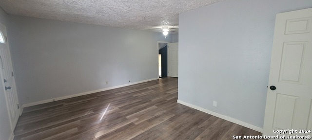 Image 4 of 5 For 111 Colton Dr