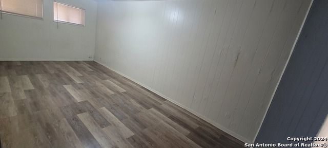 Image 5 of 5 For 111 Colton Dr