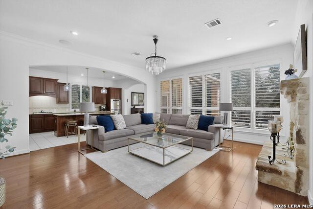 Image 10 of 47 For 21702 Eden Rose