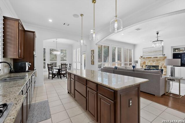 Image 14 of 47 For 21702 Eden Rose