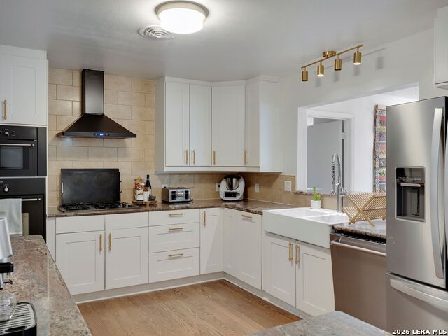 Image 18 of 36 For 115 Verdant Street