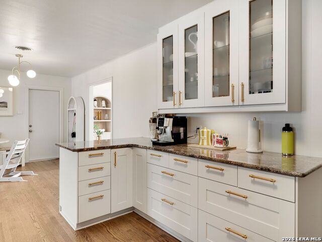 Image 20 of 36 For 115 Verdant Street