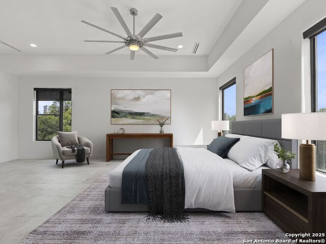 Image 26 of 43 For 727 Park Avenue E