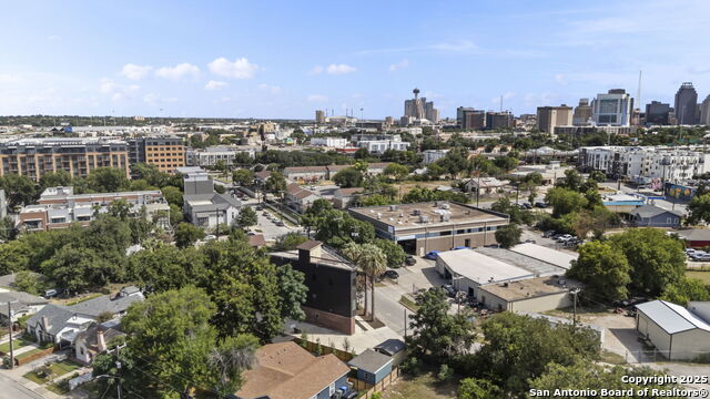 Image 42 of 43 For 727 Park Avenue E