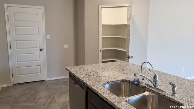 Image 11 of 34 For 2440 Ayers Dr