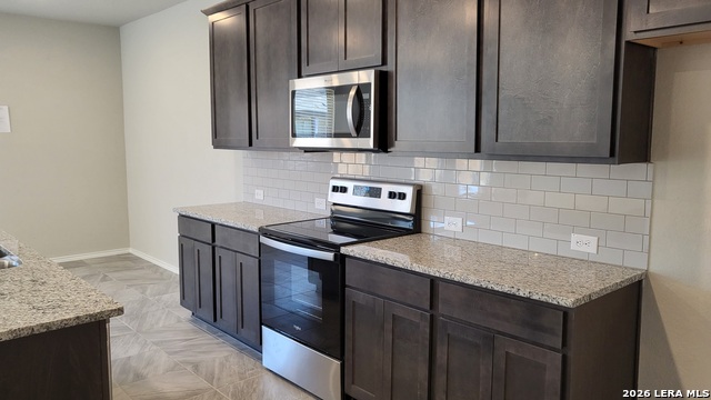 Image 12 of 34 For 2440 Ayers Dr