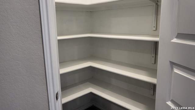 Image 13 of 34 For 2440 Ayers Dr