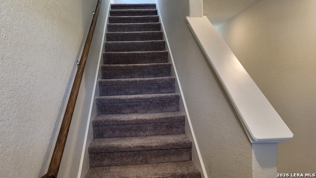 Image 15 of 34 For 2440 Ayers Dr