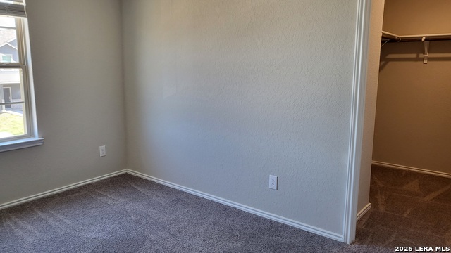 Image 19 of 34 For 2440 Ayers Dr