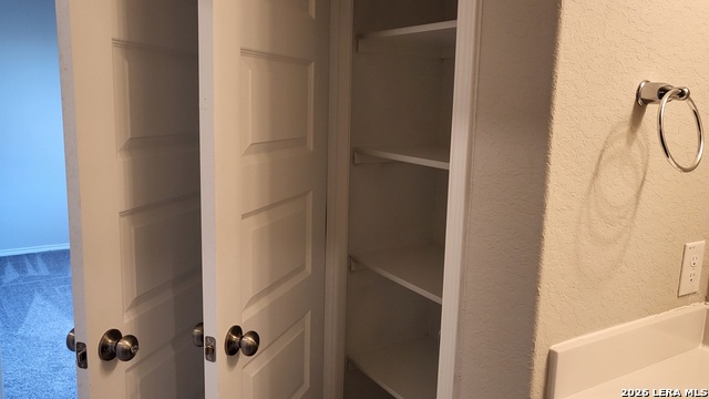 Image 21 of 34 For 2440 Ayers Dr