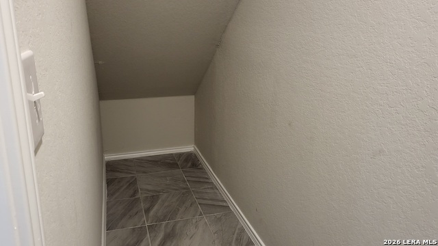 Image 6 of 34 For 2440 Ayers Dr