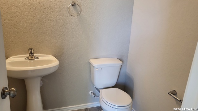 Image 7 of 34 For 2440 Ayers Dr