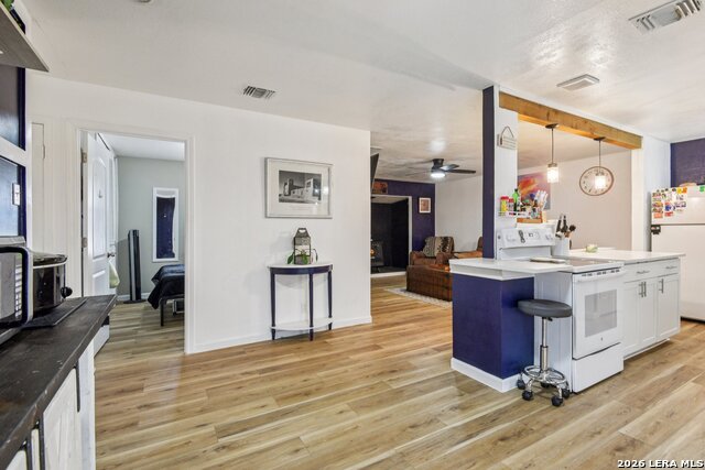 Image 10 of 32 For 6267 Apple Valley