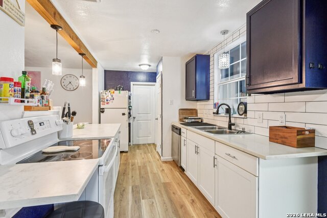 Image 12 of 32 For 6267 Apple Valley