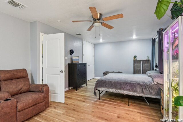 Image 18 of 32 For 6267 Apple Valley