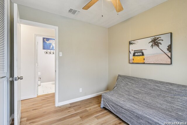 Image 22 of 32 For 6267 Apple Valley