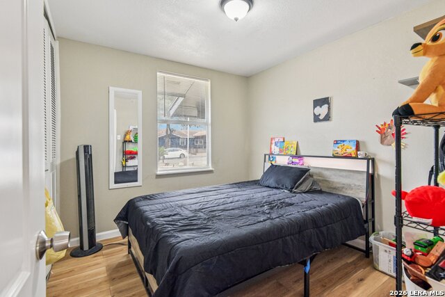 Image 24 of 32 For 6267 Apple Valley